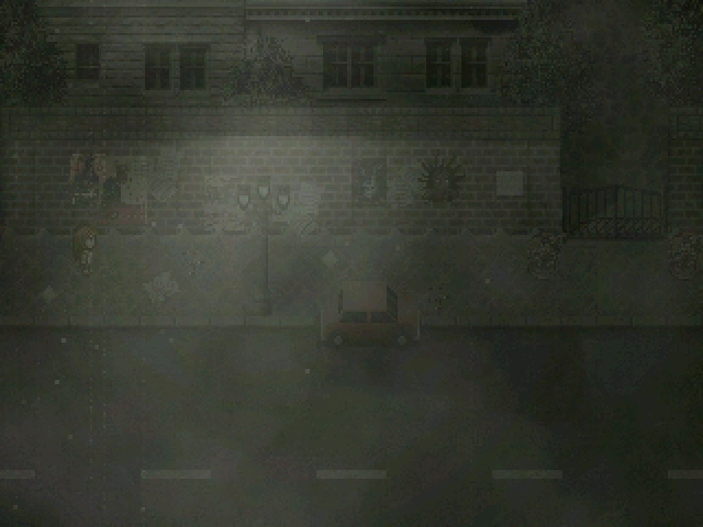 Ein Screenshot von TAUT. Wir sehen eine Straße nebst Gebäude im dichten Nebel. Dort dringt ein Schatten, eine entstellte Silhoutte eine Frau, durch eine Mauer.